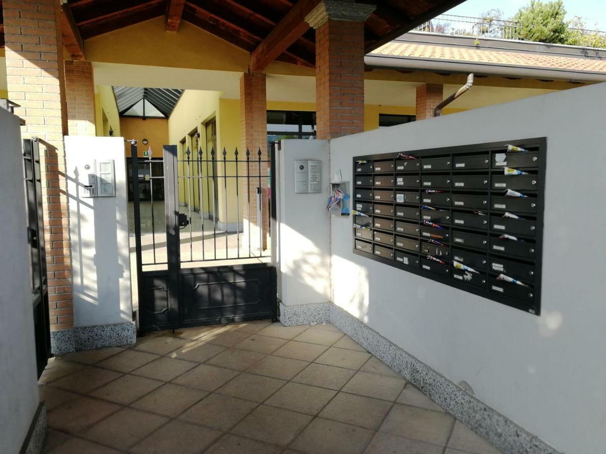 Monticello Golf Townhouse Apartment Cassina Rizzardi ภายนอก รูปภาพ